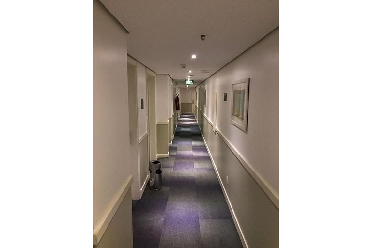 CHARMOSO FLAT NA OSCAR FREIRE