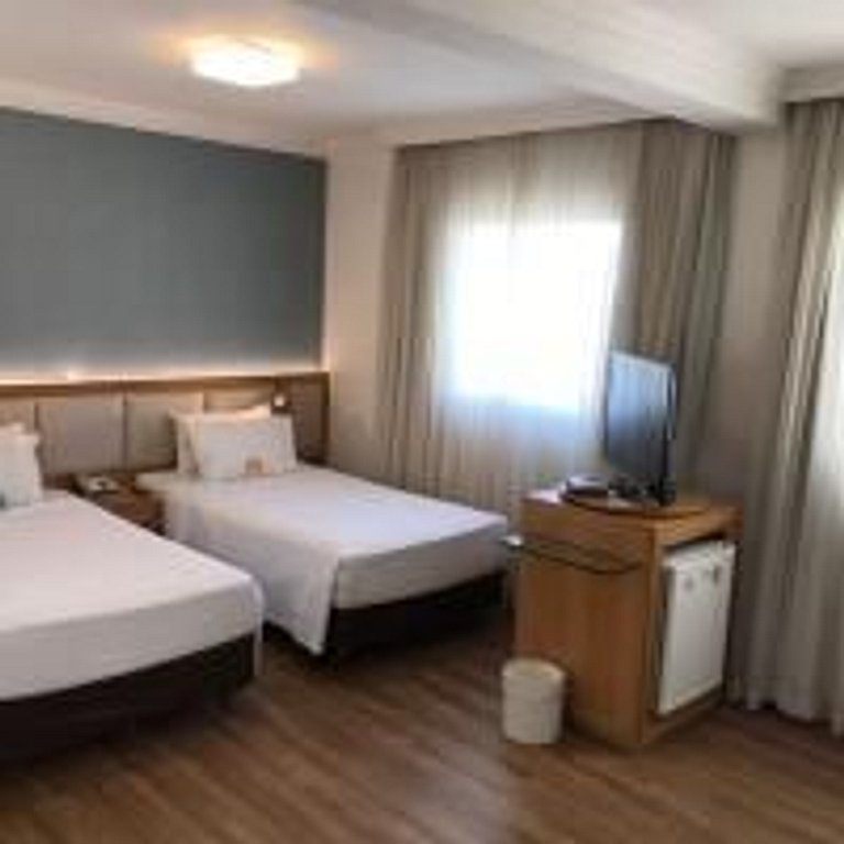 CHARMOSO FLAT NA OSCAR FREIRE