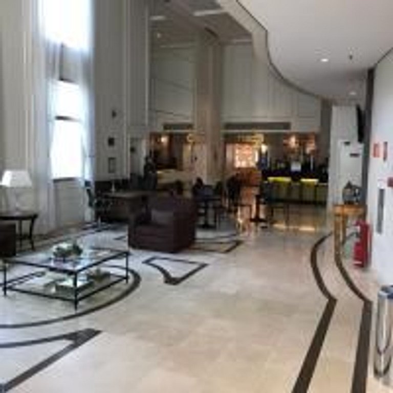 CHARMOSO FLAT NA OSCAR FREIRE