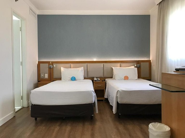 CHARMOSO FLAT NA OSCAR FREIRE