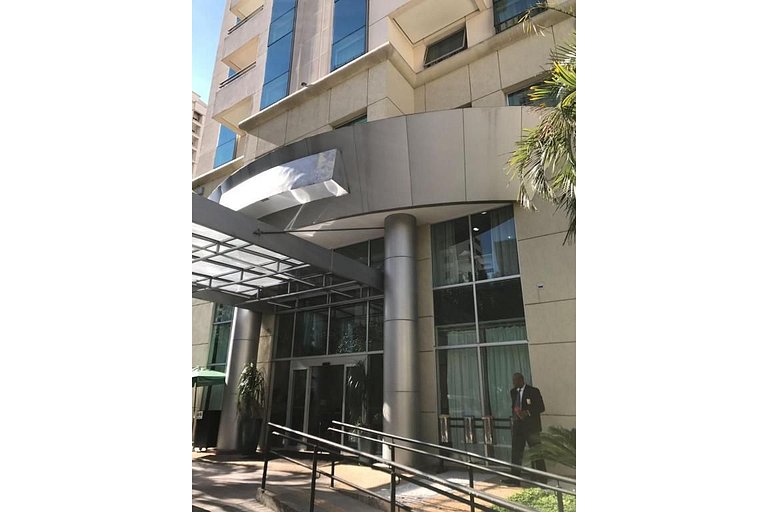 CHARMOSO FLAT NA OSCAR FREIRE