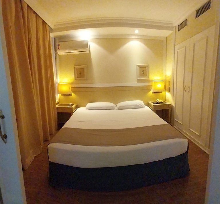CHARMOSO FLAT NA VILA OLIMPIA