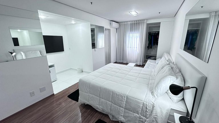 Charmoso Flat nas Nações Unidas Mercure